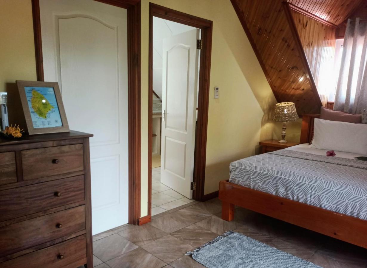 Badamier Self-Catering Daire La Digue Dış mekan fotoğraf