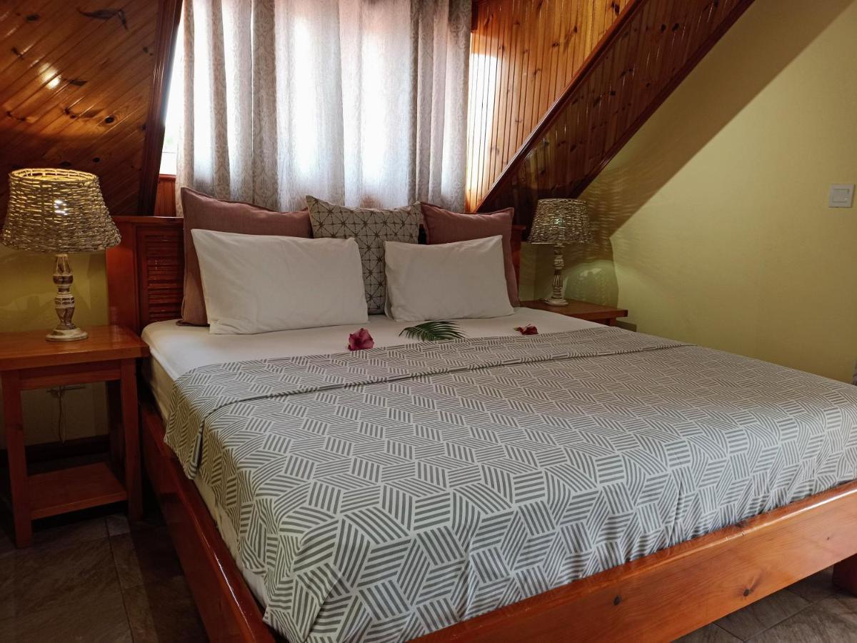 Badamier Self-Catering Daire La Digue Dış mekan fotoğraf